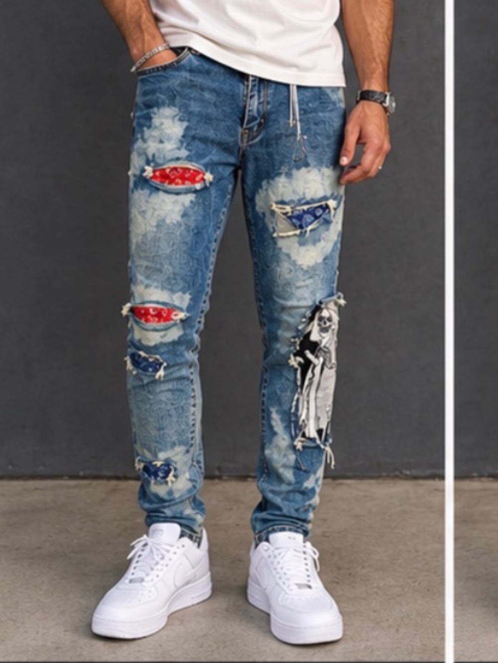 NWT - MNML Men’s Distressed Bandana Patchwork Skeleton Jeans Size 33 Blue Denim